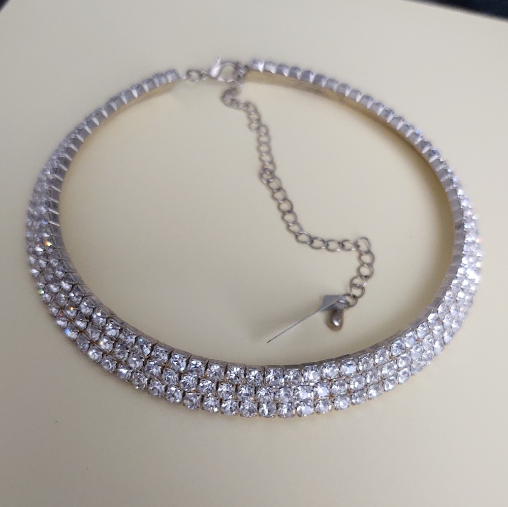 FINAL DISCOUNT Rhinestone 3 Row Adjustable Choker - Picture 3 of 8